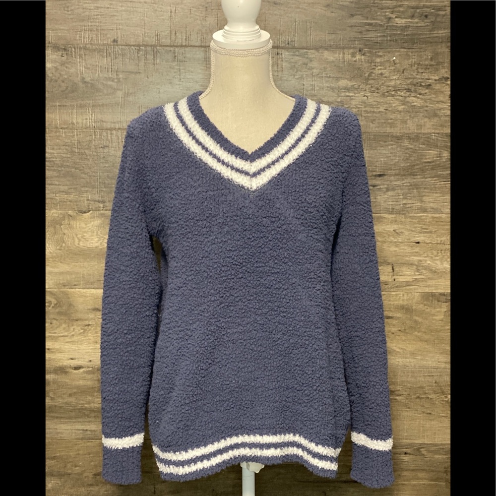Large Pol Blue and White Sweater